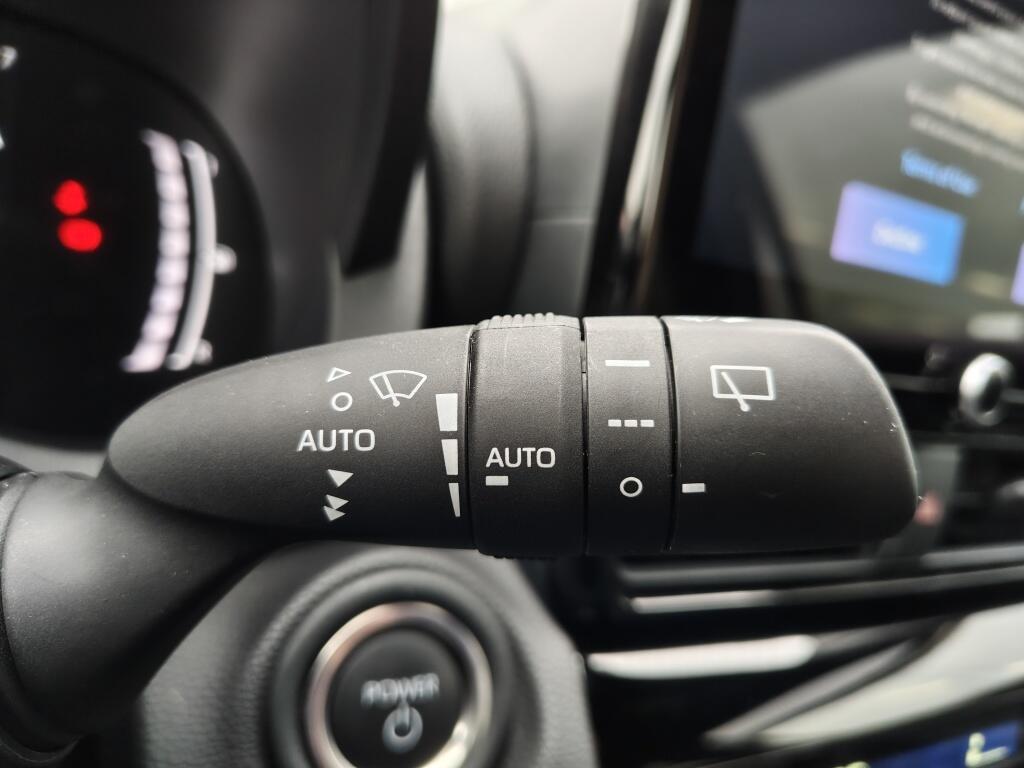 Toyota Yaris Cross 1.5 Hybrid 115 Dynamic | Sensoren v/a | Android Auto | Stu - Image 12