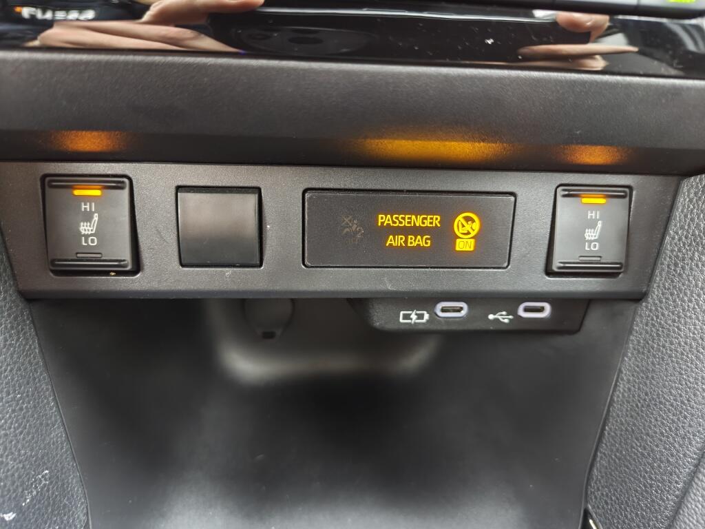 Toyota Yaris Cross 1.5 Hybrid 115 Dynamic | Sensoren v/a | Android Auto | Stu - Image 19