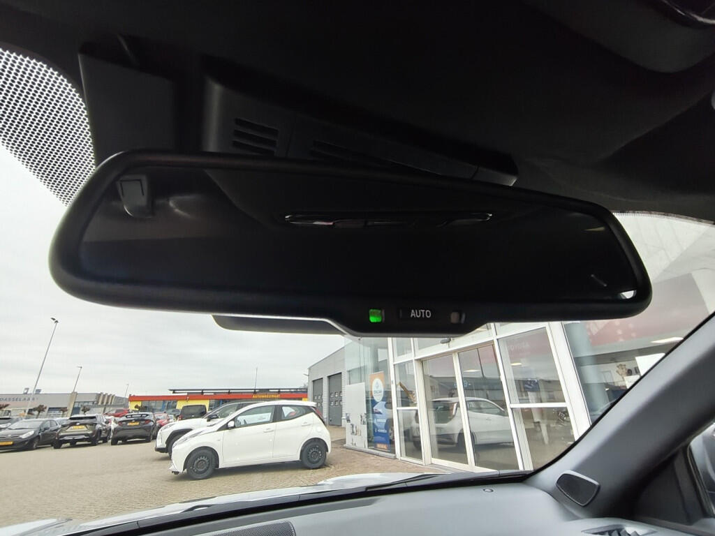 Toyota Yaris Cross 1.5 Hybrid 115 Dynamic | Sensoren v/a | Android Auto | Stu - Image 25