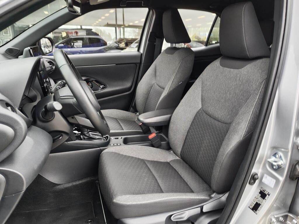 Toyota Yaris Cross 1.5 Hybrid 115 Dynamic | Sensoren v/a | Android Auto | Stu - Image 27