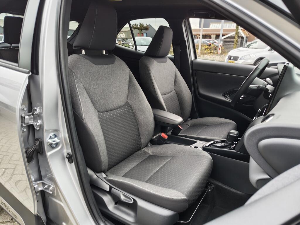 Toyota Yaris Cross 1.5 Hybrid 115 Dynamic | Sensoren v/a | Android Auto | Stu - Image 28