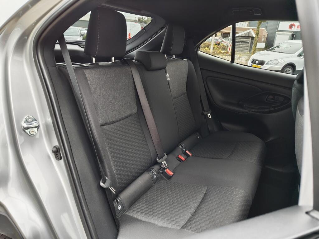 Toyota Yaris Cross 1.5 Hybrid 115 Dynamic | Sensoren v/a | Android Auto | Stu - Image 30