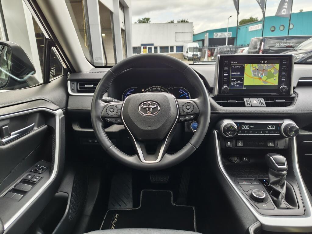 Toyota RAV4 2.5 Hybrid AWD Dynamic Plus | Trekhaak (1650kg trekgewicht) | Schuifkanteldak | Navi | Stoelverwarming - Image 11