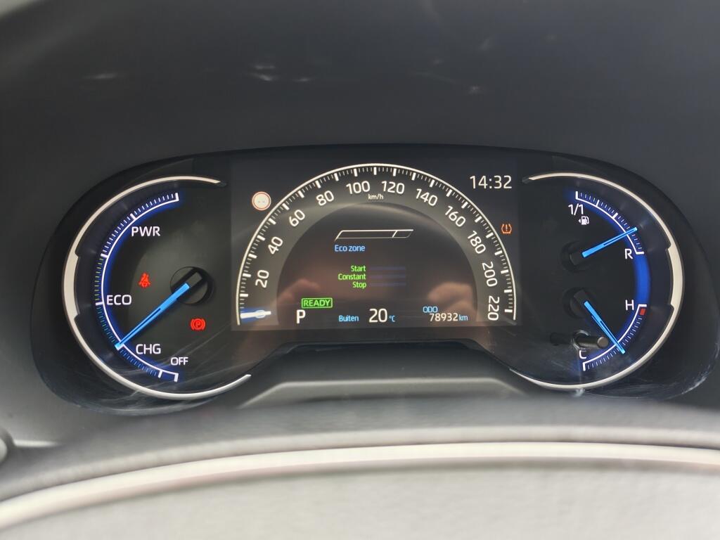 Toyota RAV4 2.5 Hybrid AWD Dynamic Plus | Trekhaak (1650kg trekgewicht) | Schuifkanteldak | Navi | Stoelverwarming - Image 13
