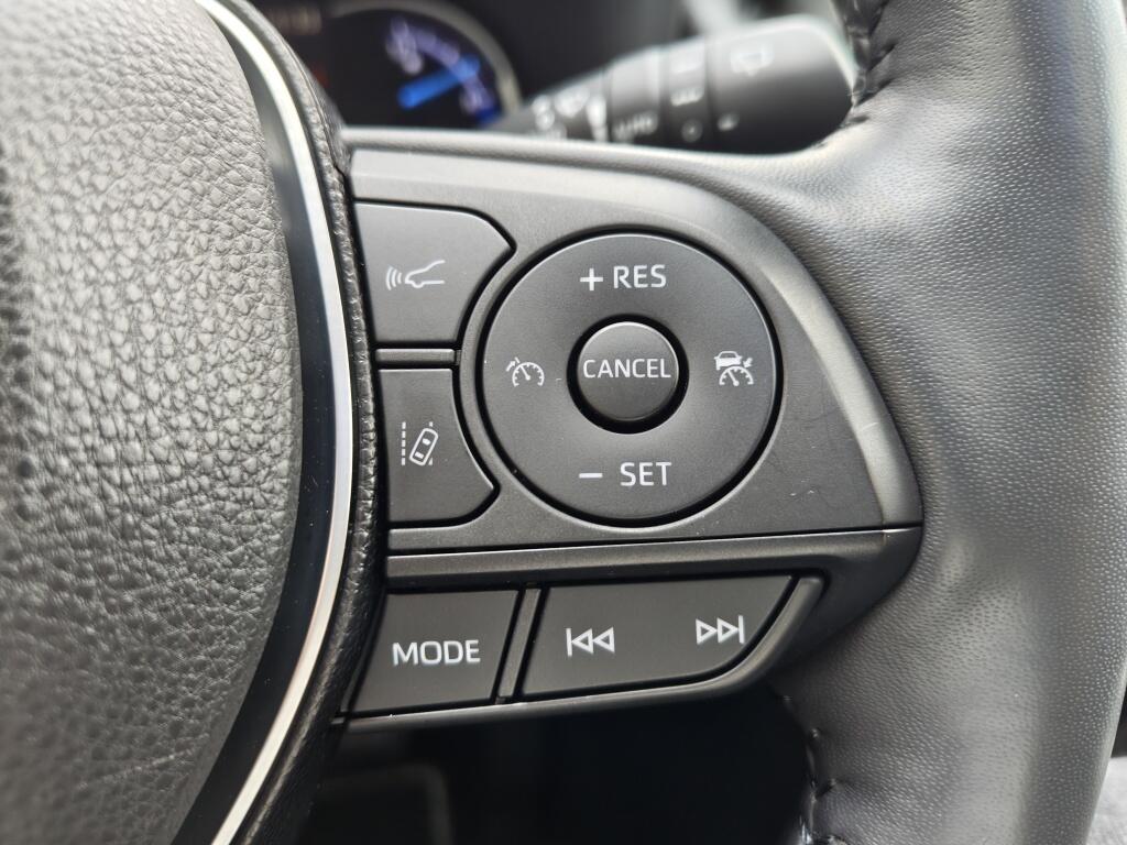 Toyota RAV4 2.5 Hybrid AWD Dynamic Plus | Trekhaak (1650kg trekgewicht) | Schuifkanteldak | Navi | Stoelverwarming - Image 17