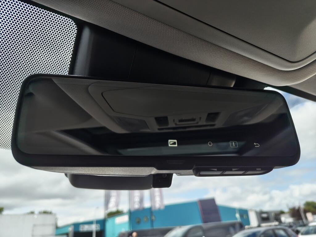 Toyota RAV4 2.5 Hybrid AWD Dynamic Plus | Trekhaak (1650kg trekgewicht) | Schuifkanteldak | Navi | Stoelverwarming - Image 25