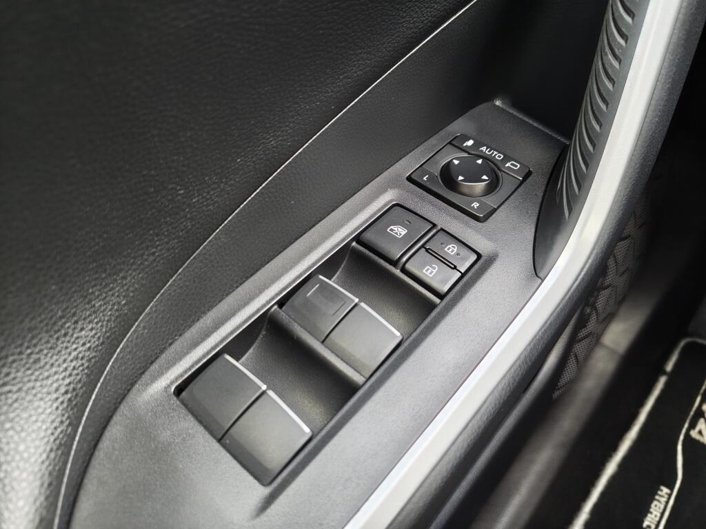 Toyota RAV4 2.5 Hybrid AWD Dynamic Plus | Trekhaak (1650kg trekgewicht) | Schuifkanteldak | Navi | Stoelverwarming - Image 28