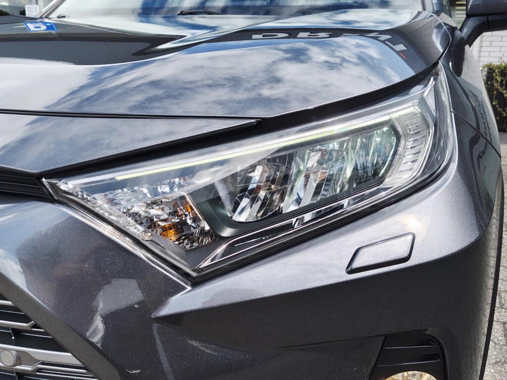 Toyota RAV4 2.5 Hybrid AWD Dynamic Plus | Trekhaak (1650kg trekgewicht) | Schuifkanteldak | Navi | Stoelverwarming - Image 36
