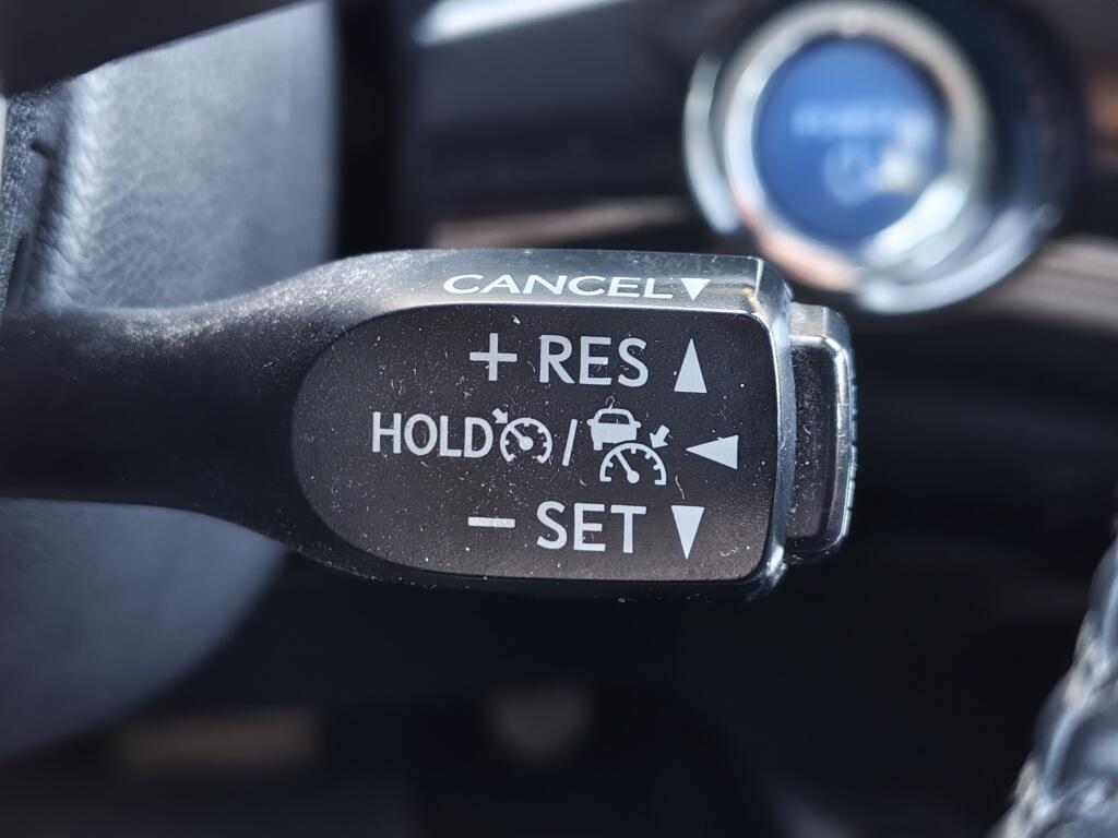 Toyota Prius 1.8 Plug-in Business Plus | Navi | JBL |  Sensoren | Stoelverwar - Image 16