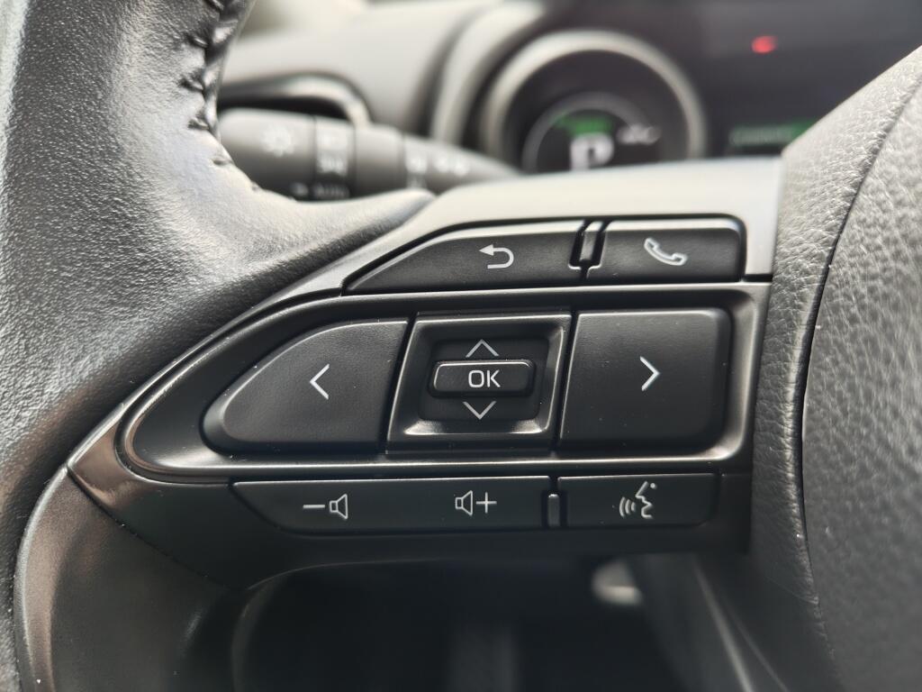Toyota Yaris 1.5 Hybrid Dynamic | Navi | All Seasons | Adaptieve Cruise Control | Android Auto - Image 14
