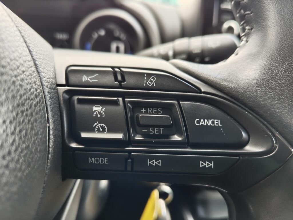 Toyota Yaris 1.5 Hybrid Dynamic | Navi | All Seasons | Adaptieve Cruise Control | Android Auto - Image 15