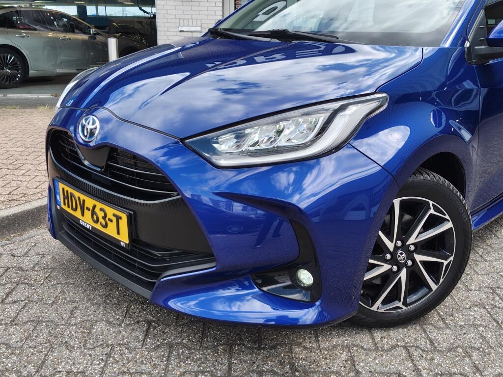 Toyota Yaris 1.5 Hybrid Dynamic | Navi | All Seasons | Adaptieve Cruise Control | Android Auto - Image 2