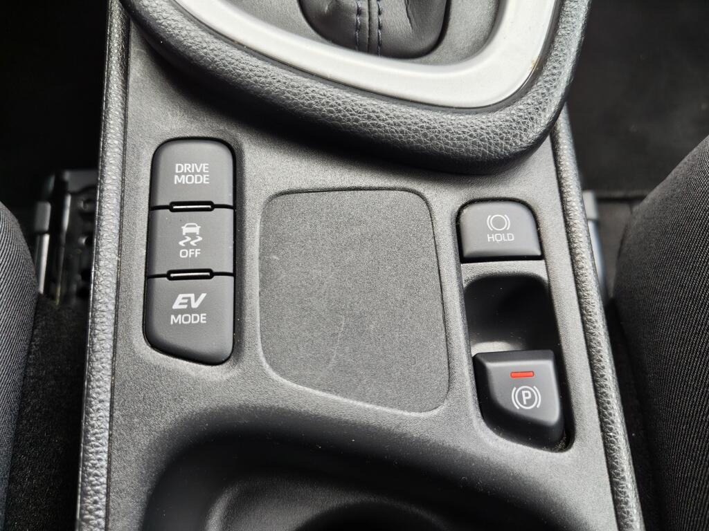Toyota Yaris 1.5 Hybrid Dynamic | Navi | All Seasons | Adaptieve Cruise Control | Android Auto - Image 22