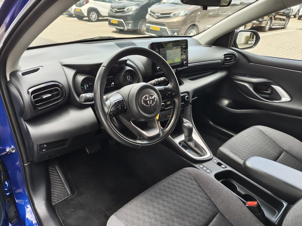 Toyota Yaris 1.5 Hybrid Dynamic | Navi | All Seasons | Adaptieve Cruise Control | Android Auto - Image 25
