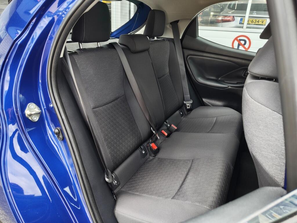 Toyota Yaris 1.5 Hybrid Dynamic | Navi | All Seasons | Adaptieve Cruise Control | Android Auto - Image 29