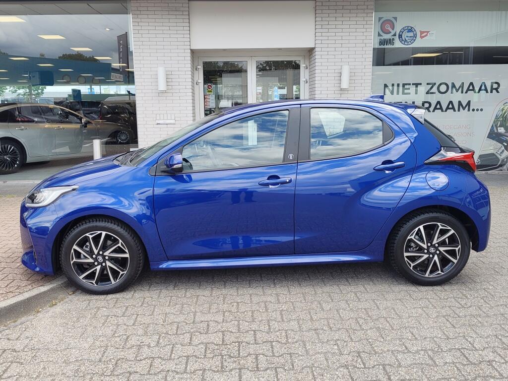 Toyota Yaris 1.5 Hybrid Dynamic | Navi | All Seasons | Adaptieve Cruise Control | Android Auto - Image 3