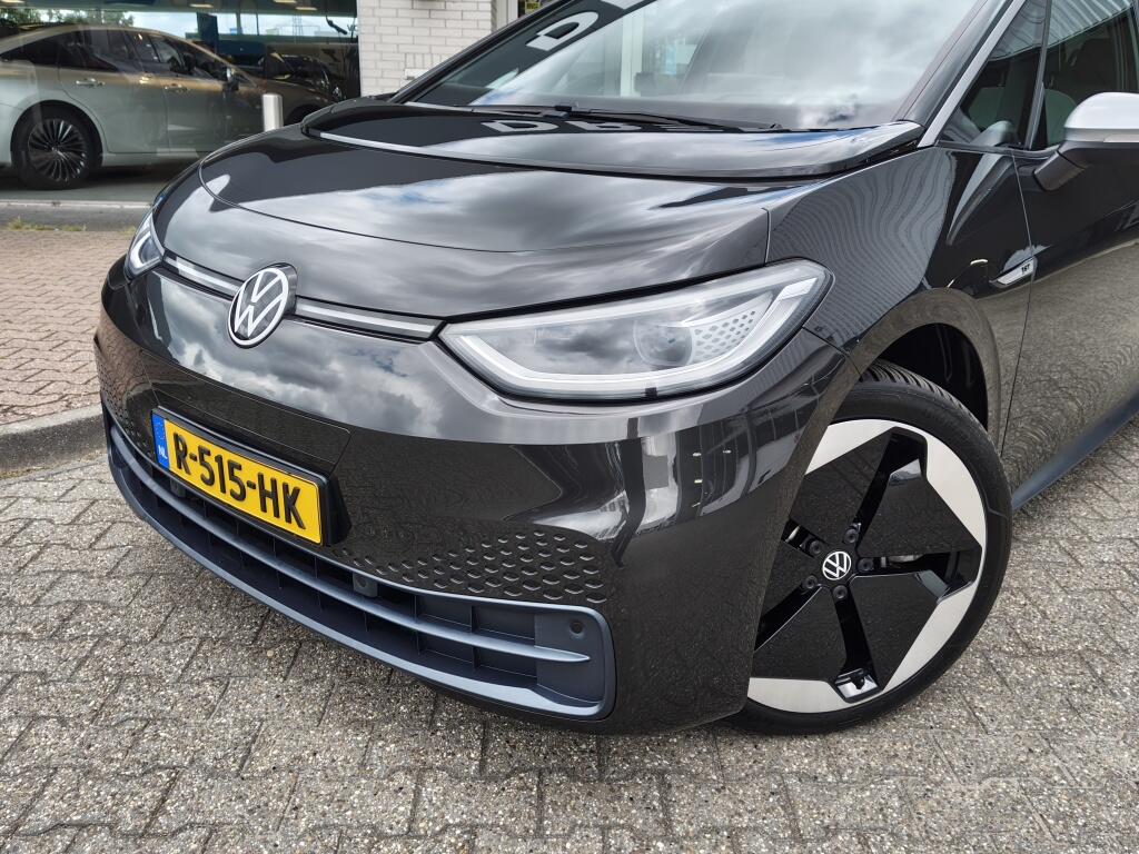 Volkswagen ID.3 First Plus 58 kWh | SOH 87,1 % | Pano | Stoelverwarming | El. Verstelbare stoelen - Image 2
