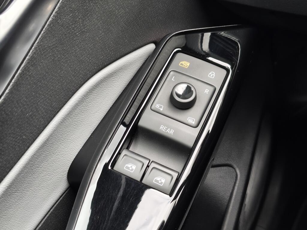Volkswagen ID.3 First Plus 58 kWh | SOH 87,1 % | Pano | Stoelverwarming | El. Verstelbare stoelen - Image 26