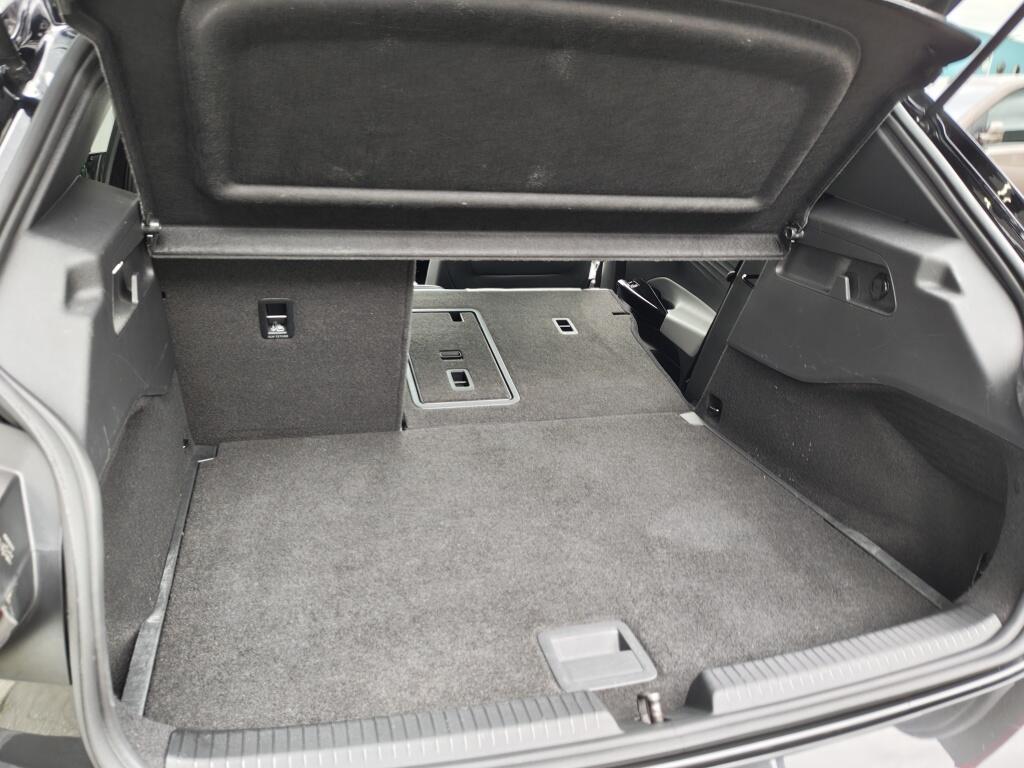 Volkswagen ID.3 First Plus 58 kWh | SOH 87,1 % | Pano | Stoelverwarming | El. Verstelbare stoelen - Image 36