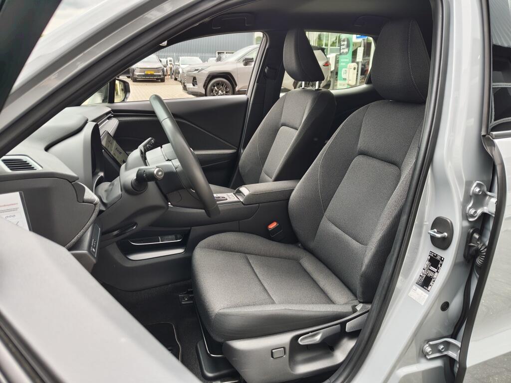 Lexus LBX Business Line 2WD | Sensoren v/a | Blind Spot | Stoelverwarming | Android Auto - Image 25