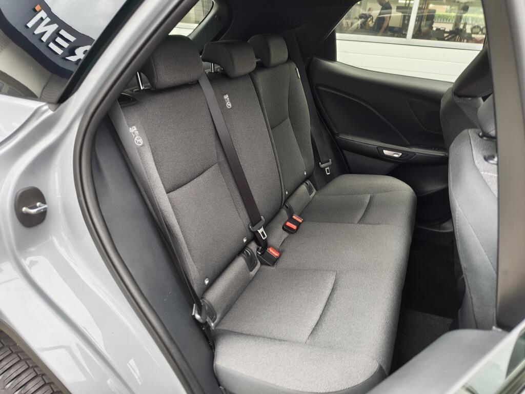 Lexus LBX Business Line 2WD | Sensoren v/a | Blind Spot | Stoelverwarming | Android Auto - Image 29