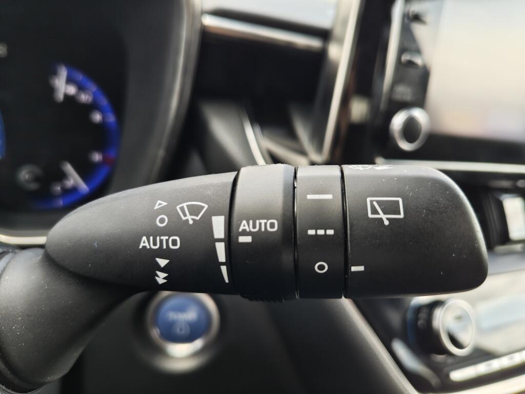 Toyota Corolla Touring Sports 1.8 Hybrid Dynamic | HUD | El. Achterklep | Stoel-Stuurverwarming | Keyless Entry - Image 13