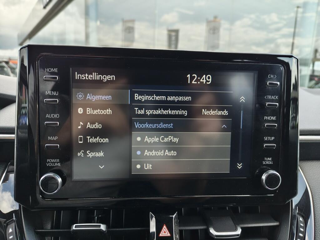 Toyota Corolla Touring Sports 1.8 Hybrid Dynamic | HUD | El. Achterklep | Stoel-Stuurverwarming | Keyless Entry - Image 17