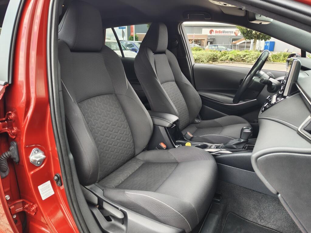 Toyota Corolla Touring Sports 1.8 Hybrid Dynamic | HUD | El. Achterklep | Stoel-Stuurverwarming | Keyless Entry - Image 30