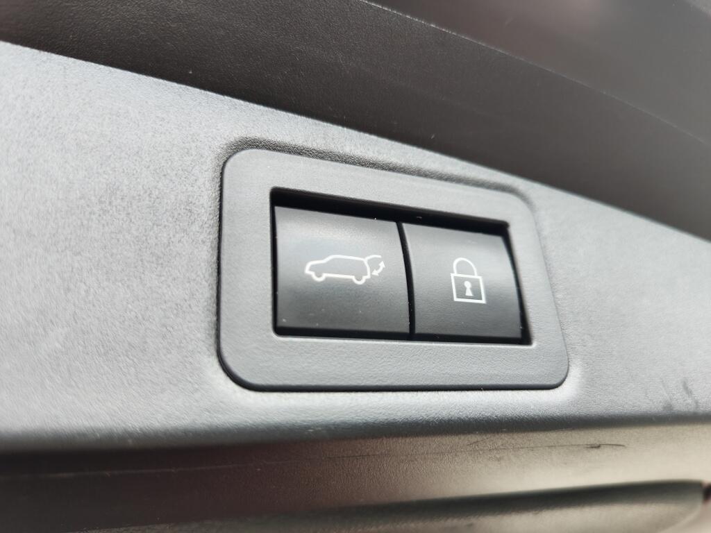 Toyota Corolla Touring Sports 1.8 Hybrid Dynamic | HUD | El. Achterklep | Stoel-Stuurverwarming | Keyless Entry - Image 35