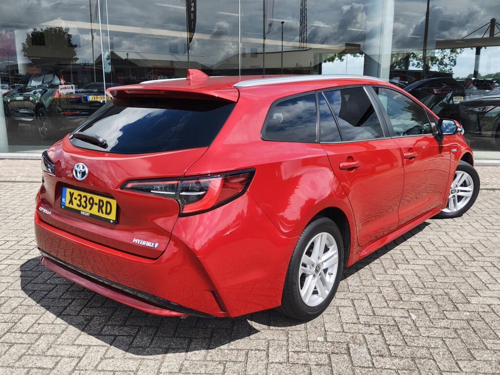 Toyota Corolla Touring Sports 1.8 Hybrid Dynamic | HUD | El. Achterklep | Stoel-Stuurverwarming | Keyless Entry - Image 4