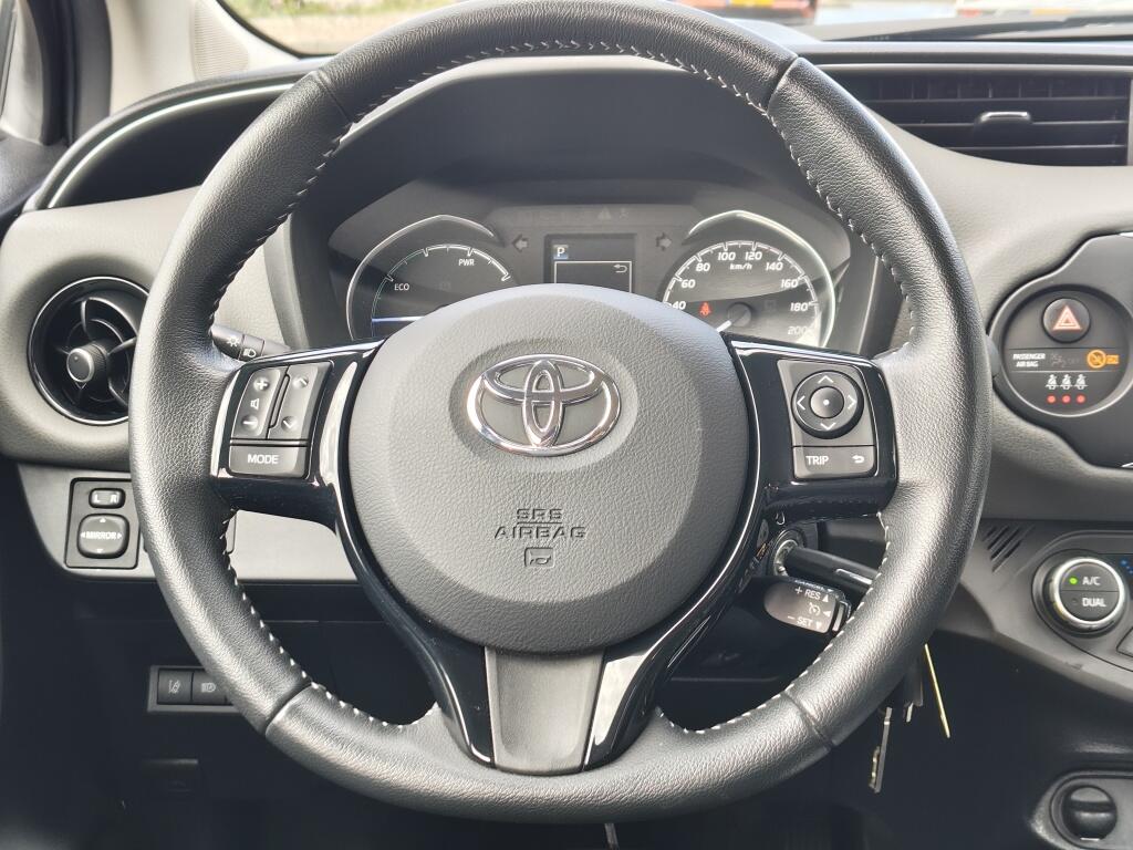 Toyota Yaris 1.5 Hybrid Active | Trekhaak Afn. | Cruise control | Navigatie | - Image 10