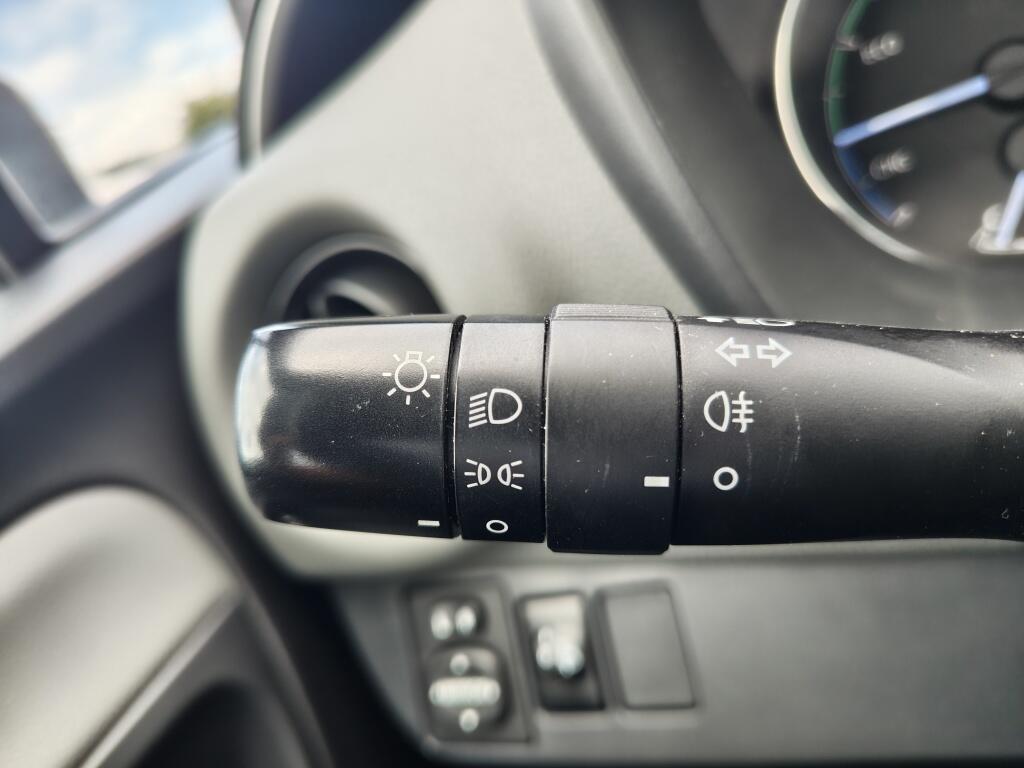 Toyota Yaris 1.5 Hybrid Active | Trekhaak Afn. | Cruise control | Navigatie | - Image 12