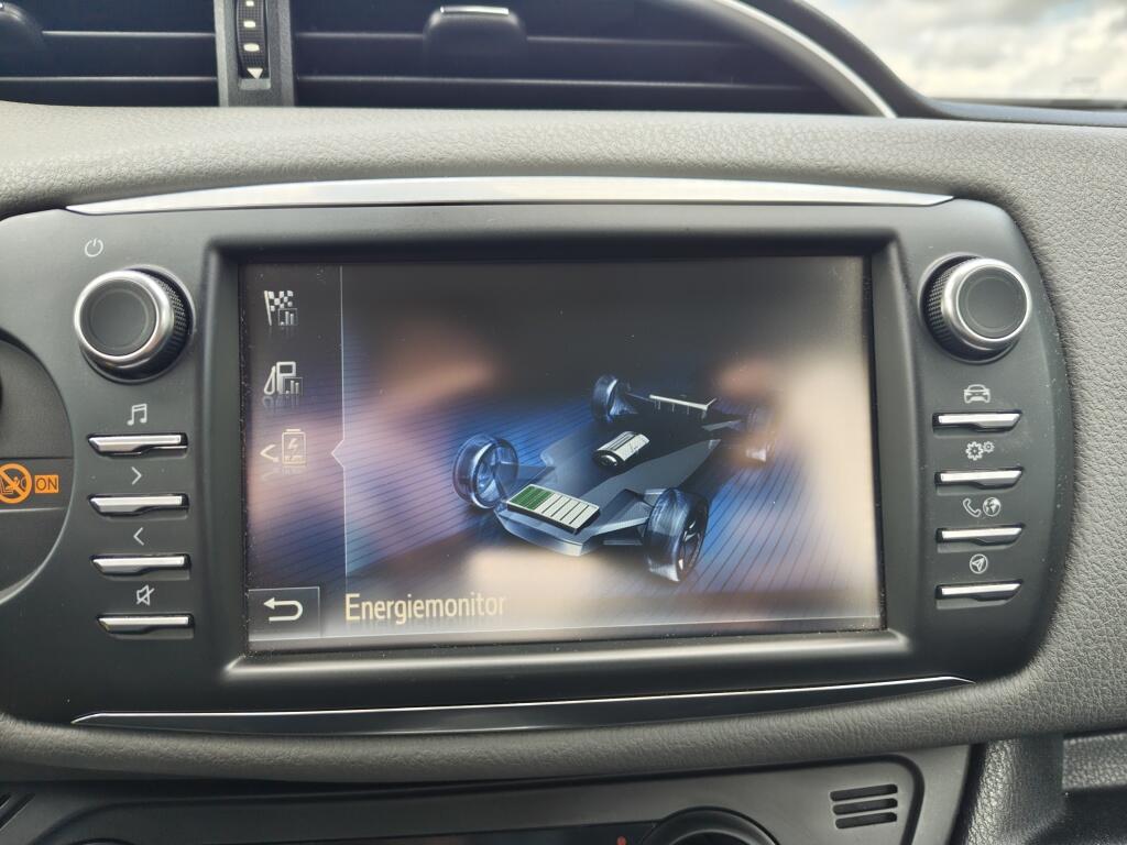 Toyota Yaris 1.5 Hybrid Active | Trekhaak Afn. | Cruise control | Navigatie | - Image 18