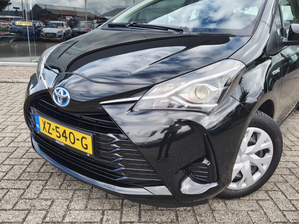 Toyota Yaris 1.5 Hybrid Active | Trekhaak Afn. | Cruise control | Navigatie | - Image 2