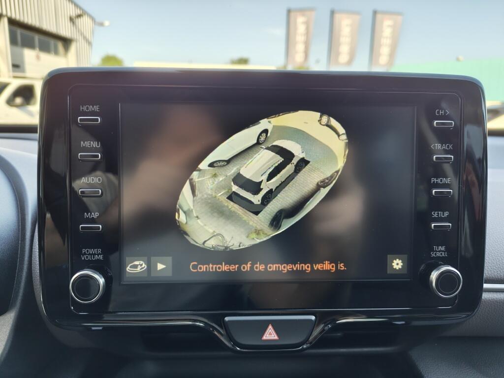 Toyota Yaris Cross 1.5 Hybrid Executive | Pano | HUD | 360 camera | Navi | PDC | Stoelverwar - Image 22