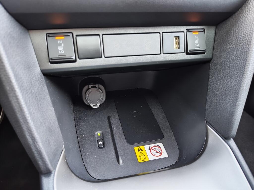Toyota Yaris Cross 1.5 Hybrid Executive | Pano | HUD | 360 camera | Navi | PDC | Stoelverwar - Image 25
