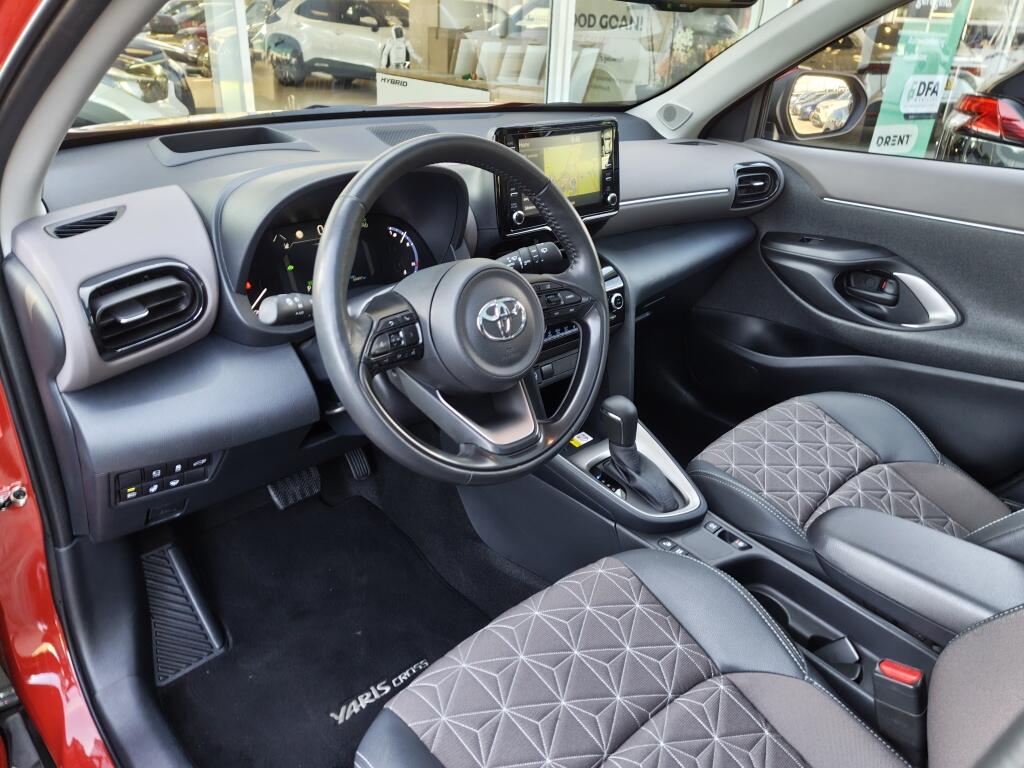 Toyota Yaris Cross 1.5 Hybrid Executive | Pano | HUD | 360 camera | Navi | PDC | Stoelverwar - Image 31