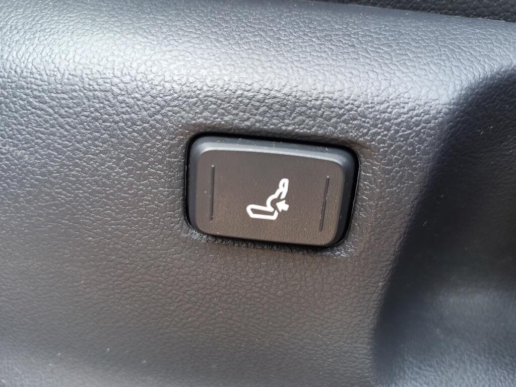 Toyota Yaris Cross 1.5 Hybrid Executive | Pano | HUD | 360 camera | Navi | PDC | Stoelverwar - Image 33