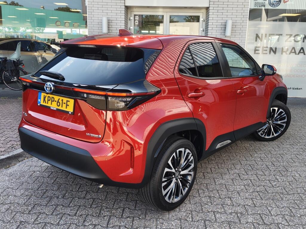 Toyota Yaris Cross 1.5 Hybrid Executive | Pano | HUD | 360 camera | Navi | PDC | Stoelverwar - Image 4