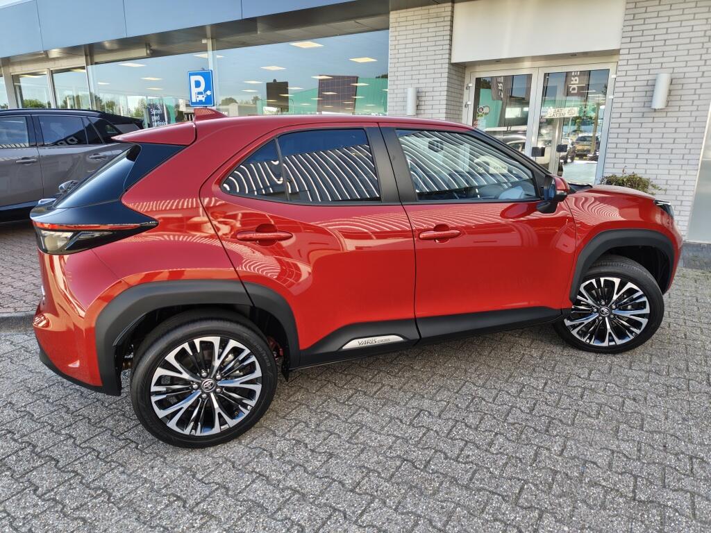 Toyota Yaris Cross 1.5 Hybrid Executive | Pano | HUD | 360 camera | Navi | PDC | Stoelverwar - Image 5
