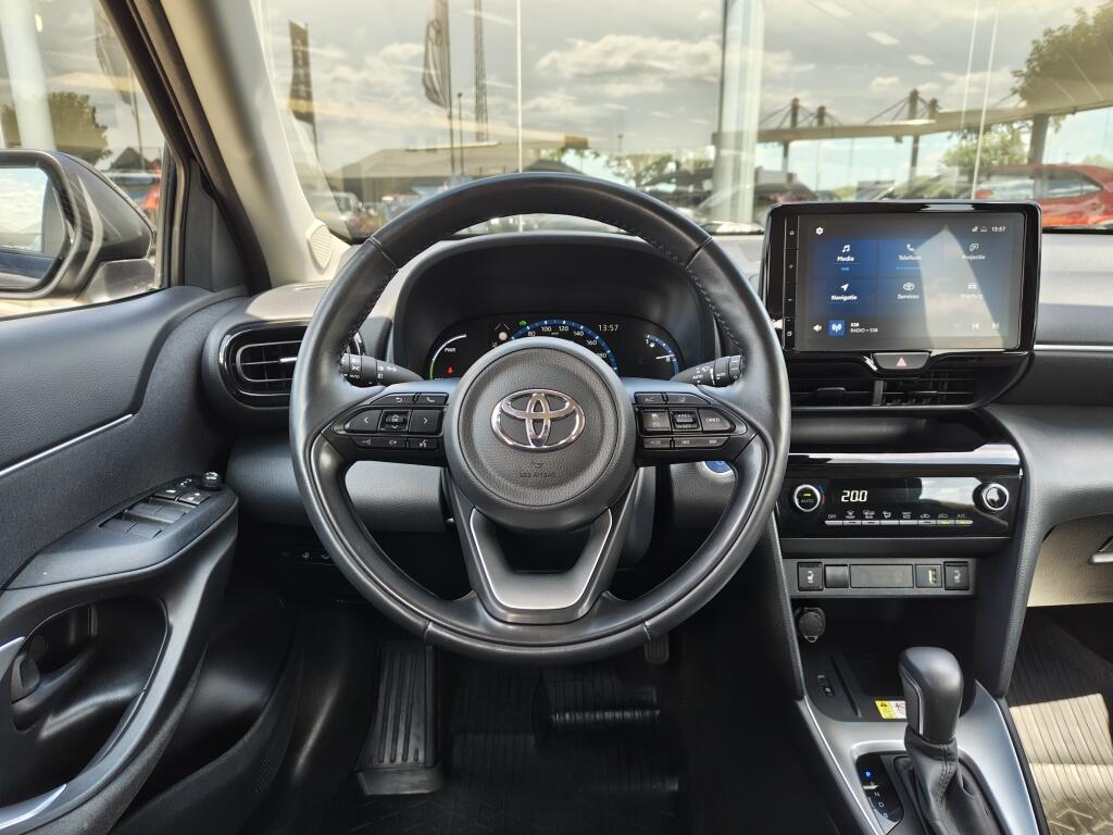 Toyota Yaris Cross 1.5 Hybrid Dynamic | Trekhaak | Sensoren v/a | HUD | El. Achterklep | BSM - Image 9