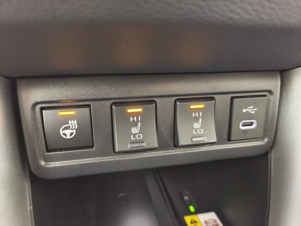 Toyota Corolla Cross Hybrid 200 Dynamic Plus | Keyless Entry | Stoelverwarming - Image 19