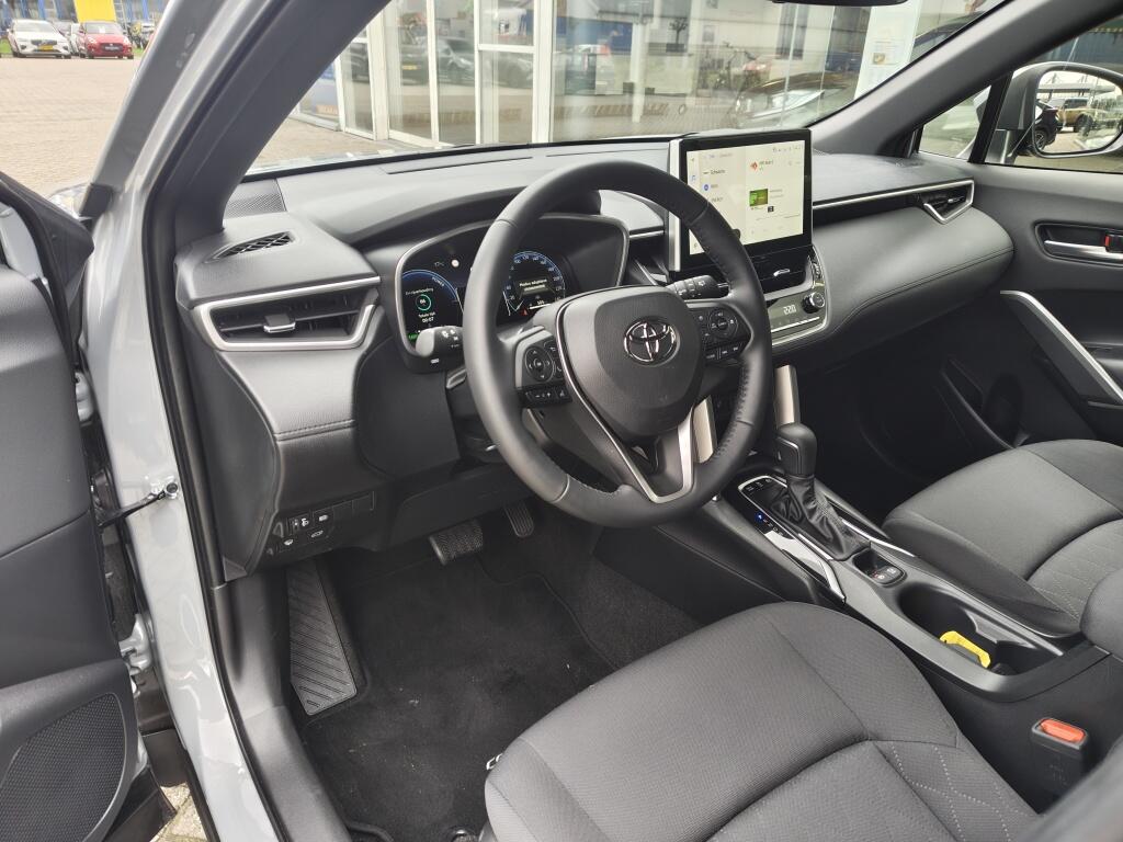 Toyota Corolla Cross Hybrid 200 Dynamic Plus | Keyless Entry | Stoelverwarming - Image 26