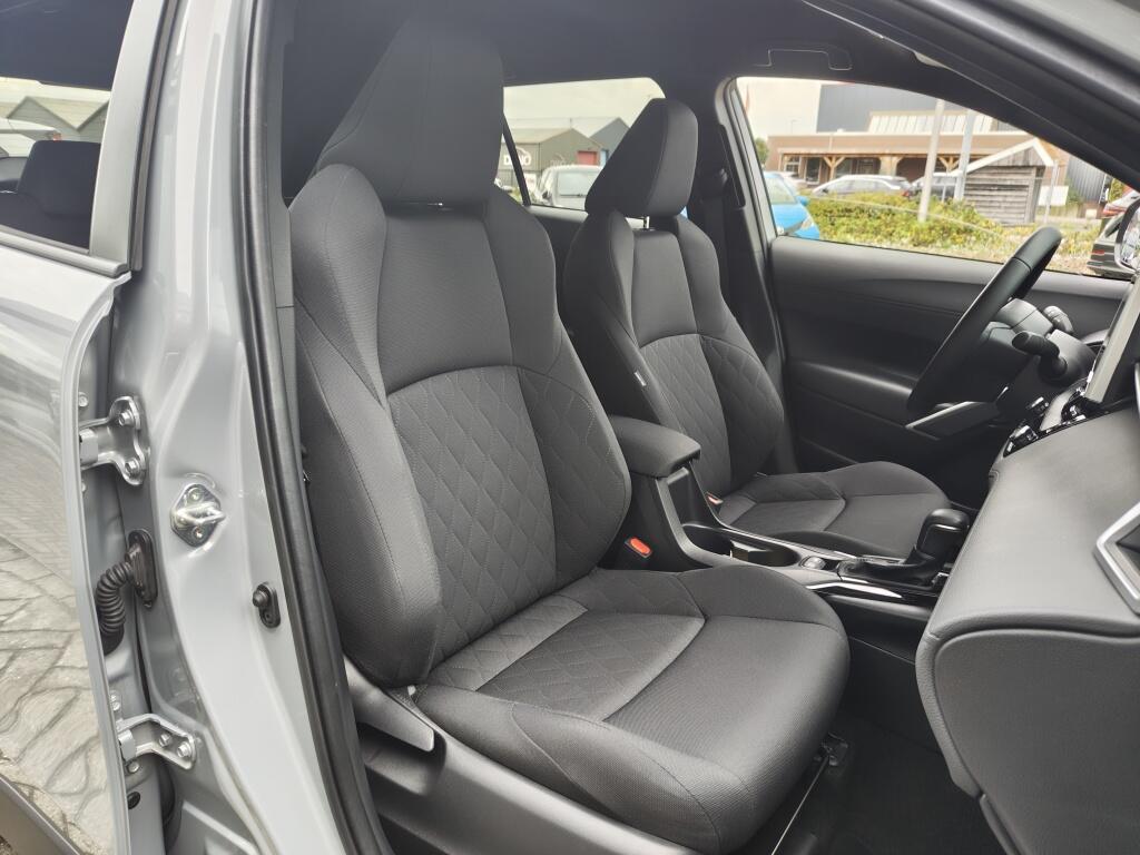 Toyota Corolla Cross Hybrid 200 Dynamic Plus | Keyless Entry | Stoelverwarming - Image 28