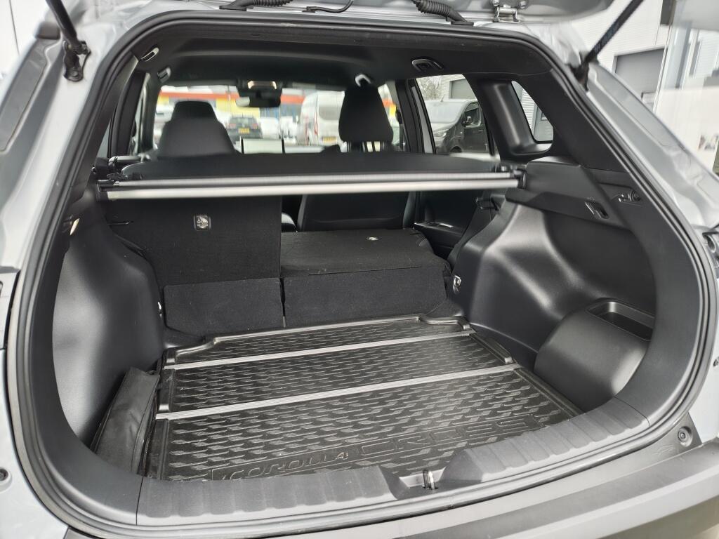 Toyota Corolla Cross Hybrid 200 Dynamic Plus | Keyless Entry | Stoelverwarming - Image 32