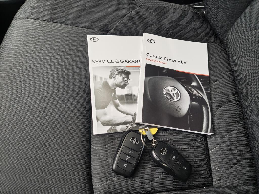 Toyota Corolla Cross Hybrid 200 Dynamic Plus | Keyless Entry | Stoelverwarming - Image 38