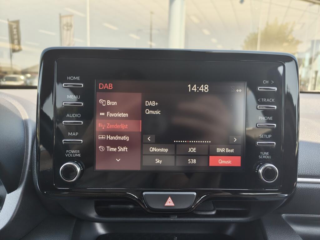 Toyota Yaris 1.5 Hybrid Dynamic | Adaptieve Cruise Control | Achteruitrijcamera | Android Auto, Apple Carplay | - Image 16