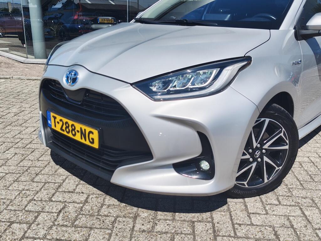 Toyota Yaris 1.5 Hybrid Dynamic | Adaptieve Cruise Control | Achteruitrijcamera | Android Auto, Apple Carplay | - Image 2