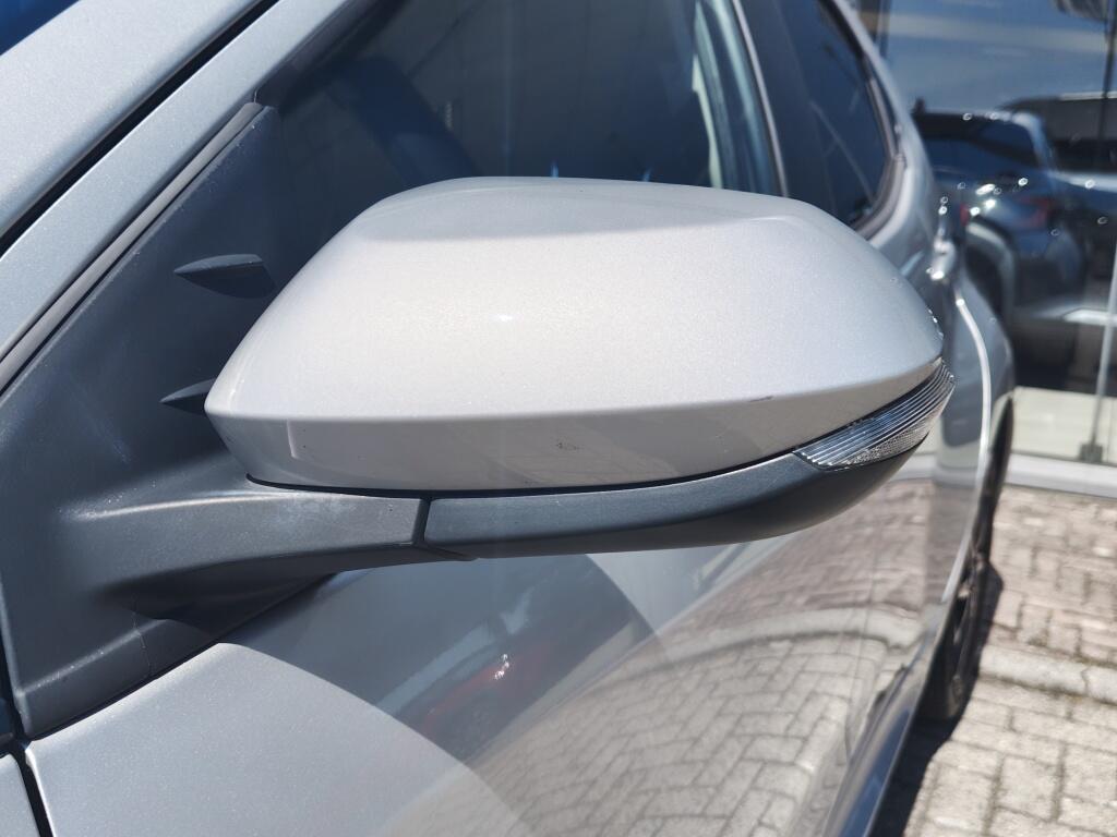Toyota Yaris 1.5 Hybrid Dynamic | Adaptieve Cruise Control | Achteruitrijcamera | Android Auto, Apple Carplay | - Image 33