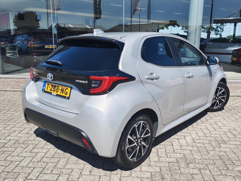 Toyota Yaris 1.5 Hybrid Dynamic | Adaptieve Cruise Control | Achteruitrijcamera | Android Auto, Apple Carplay | - Image 4